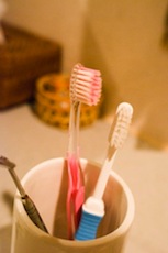 toothbrush_110525.jpg